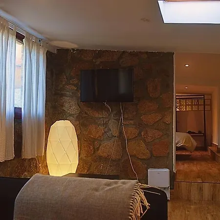 Con Piscina En Doninos Semesterbostad *